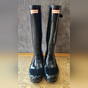 Hunter black gloss tall women's rain boots size US10 LIKE NEW